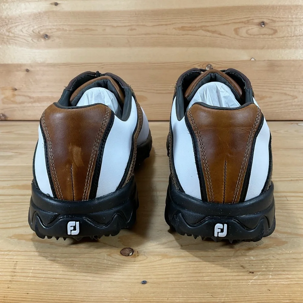 FootJoy Contour Series Saddle Golf Shoes
# 54024
Men’s 8.5 M
White Brown Black - Picture 4 of 9